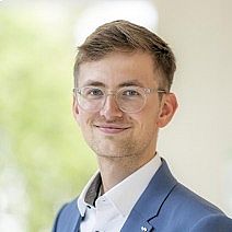 Sprecher: Johannes Ritter